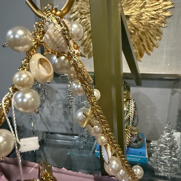 NWT Lavender Shell Straw Top Handle Bag | Pearl & Gold Vacation Must-have 🆕 - Picture 8 of 9